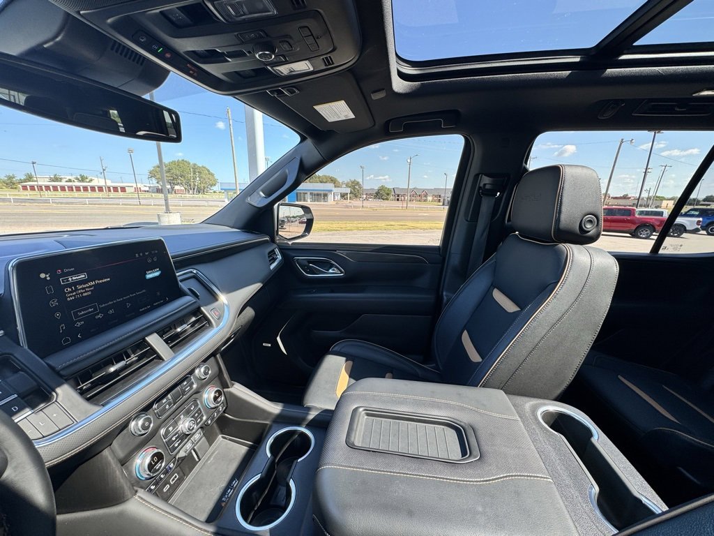 Used 2024 GMC Yukon AT4 w/ Technology Package image 23