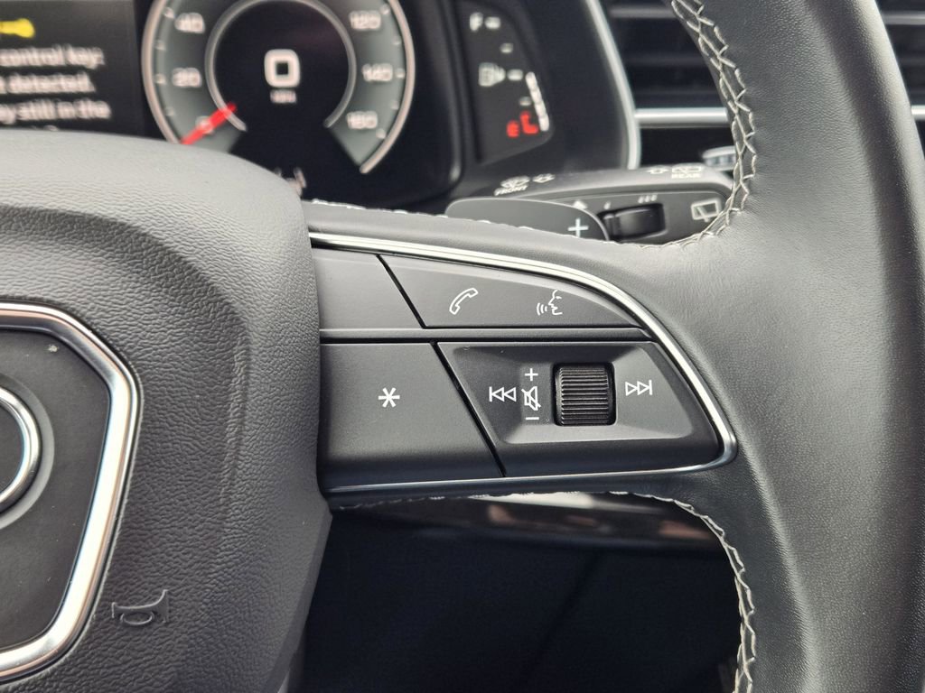 Used 2025 Audi Q7 3.0T Premium Plus image 34