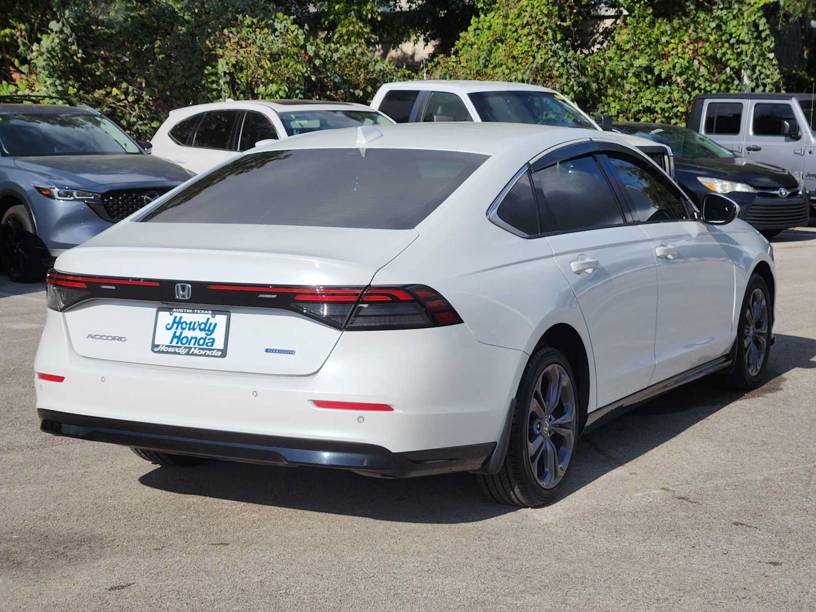 Used 2024 Honda Accord EX-L image 5