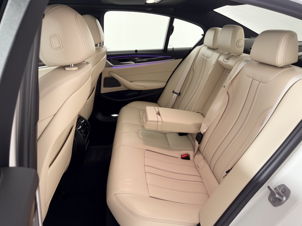 Used 2022 BMW 530i xDrive w/ Executive Package AWD/4WD image 25