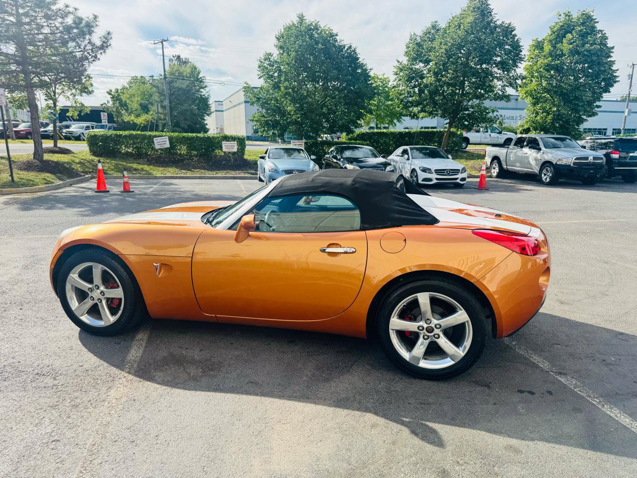 Used 2006 Pontiac Solstice Convertible w/ Premium Package RWD image 47