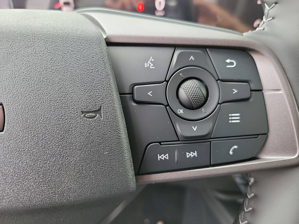 New 2026 Nissan Sentra SV w/ SV Convenience Package FWD image 23