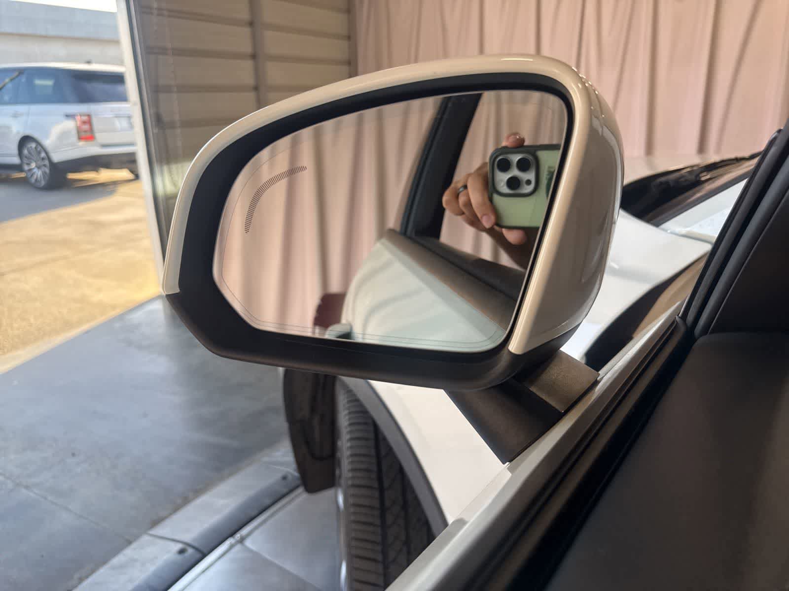 Used 2020 Volvo XC40 T5 Momentum AWD/4WD image 17