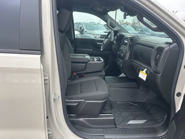 New 2026 Chevrolet Silverado 1500 Custom w/ Turbomax Blackout Package image 31