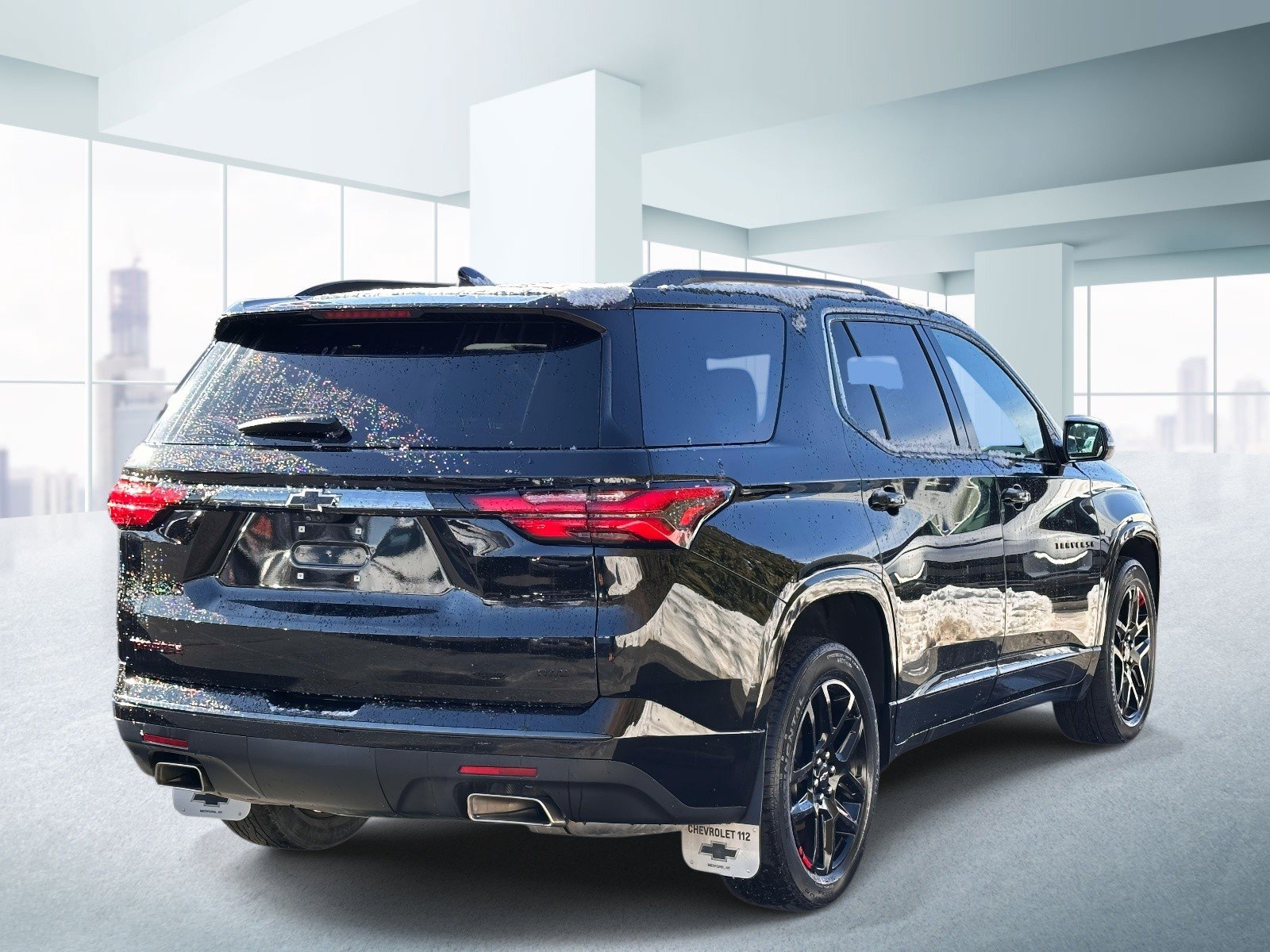 Used 2023 Chevrolet Traverse Premier w/ Redline Edition AWD/4WD image 4