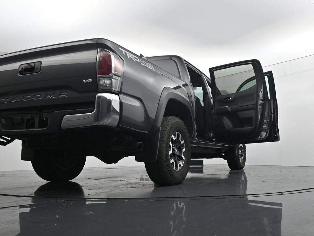 Used 2023 Toyota Tacoma TRD Off-Road AWD/4WD image 40