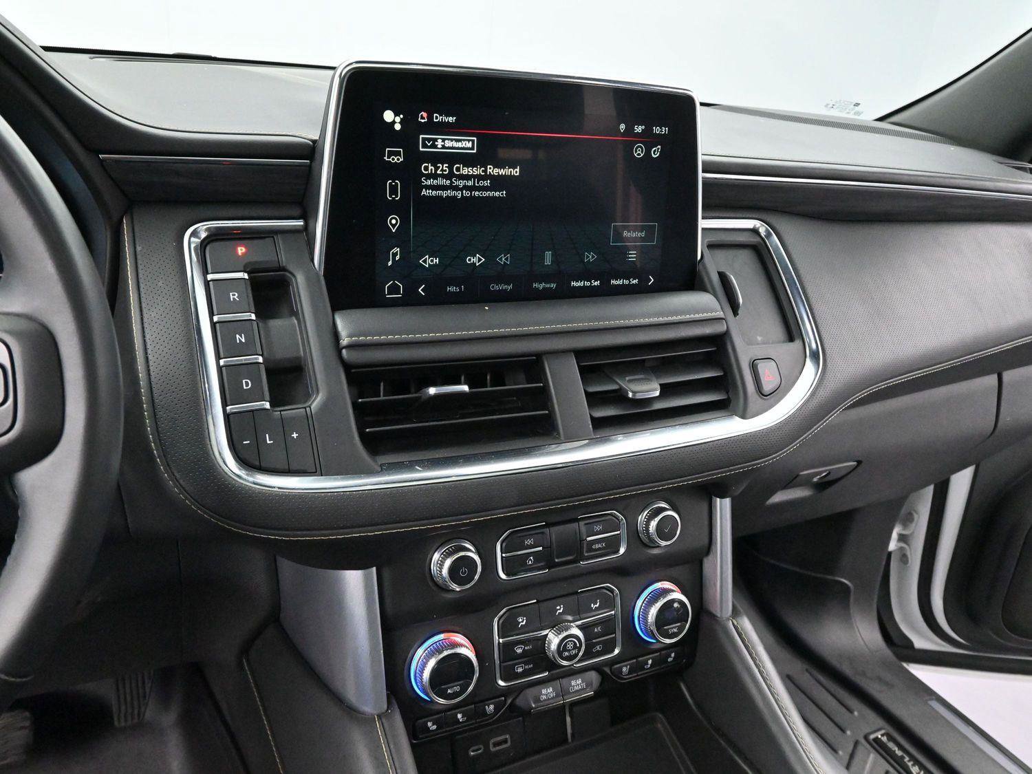 Used 2023 GMC Yukon SLT w/ SLT Premium Package image 18