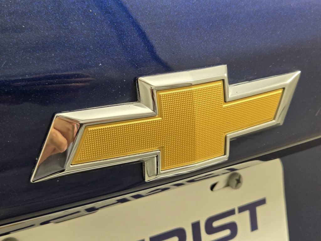 Used 2022 Chevrolet Equinox LS w/ LS Convenience Package FWD image 12