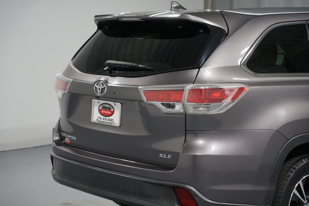 Used 2016 Toyota Highlander XLE FWD image 9