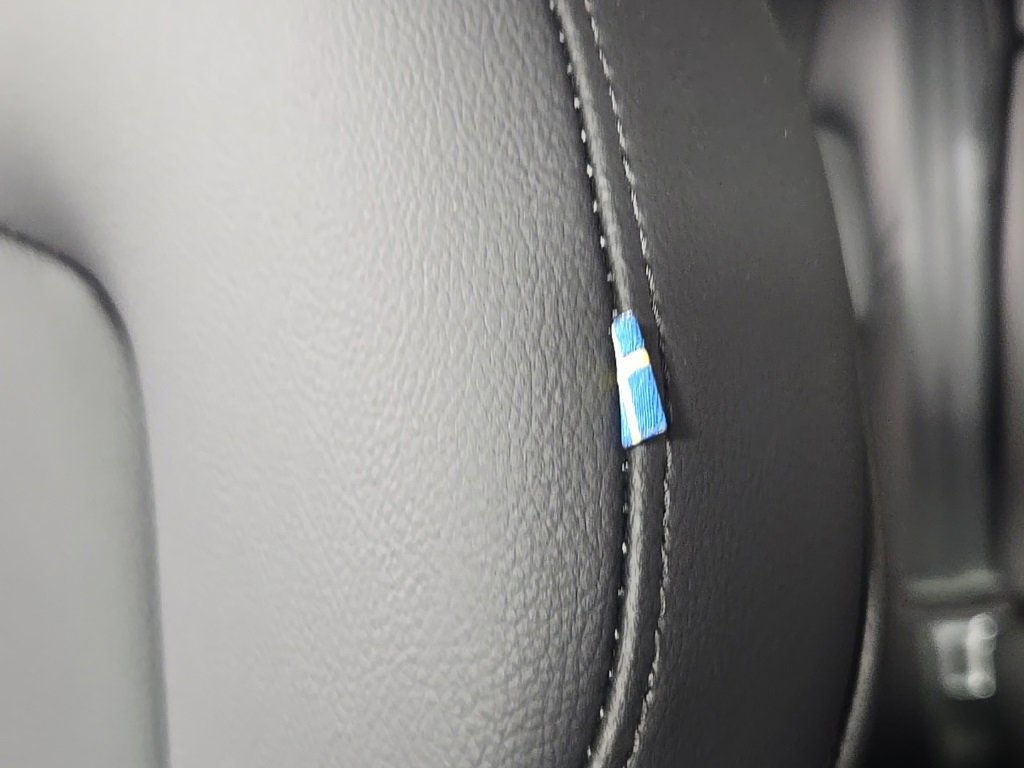 Used 2024 Volvo XC60 B5 Core w/ Protection Package Premier image 30