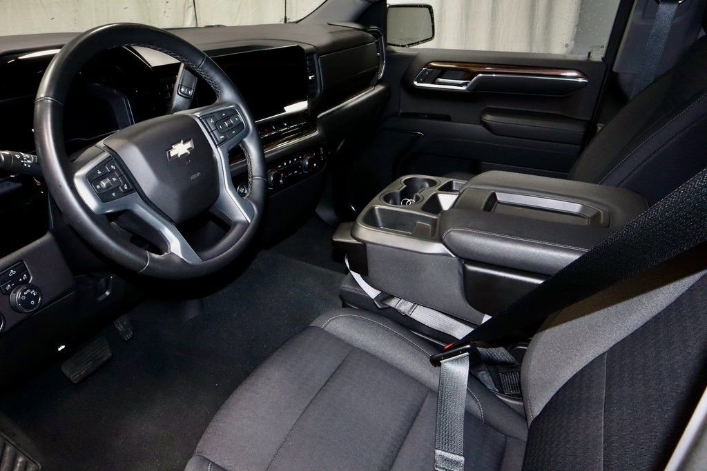 Used 2023 Chevrolet Silverado 1500 LT image 22