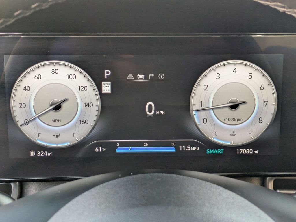 Used 2025 Hyundai Elantra SEL image 22