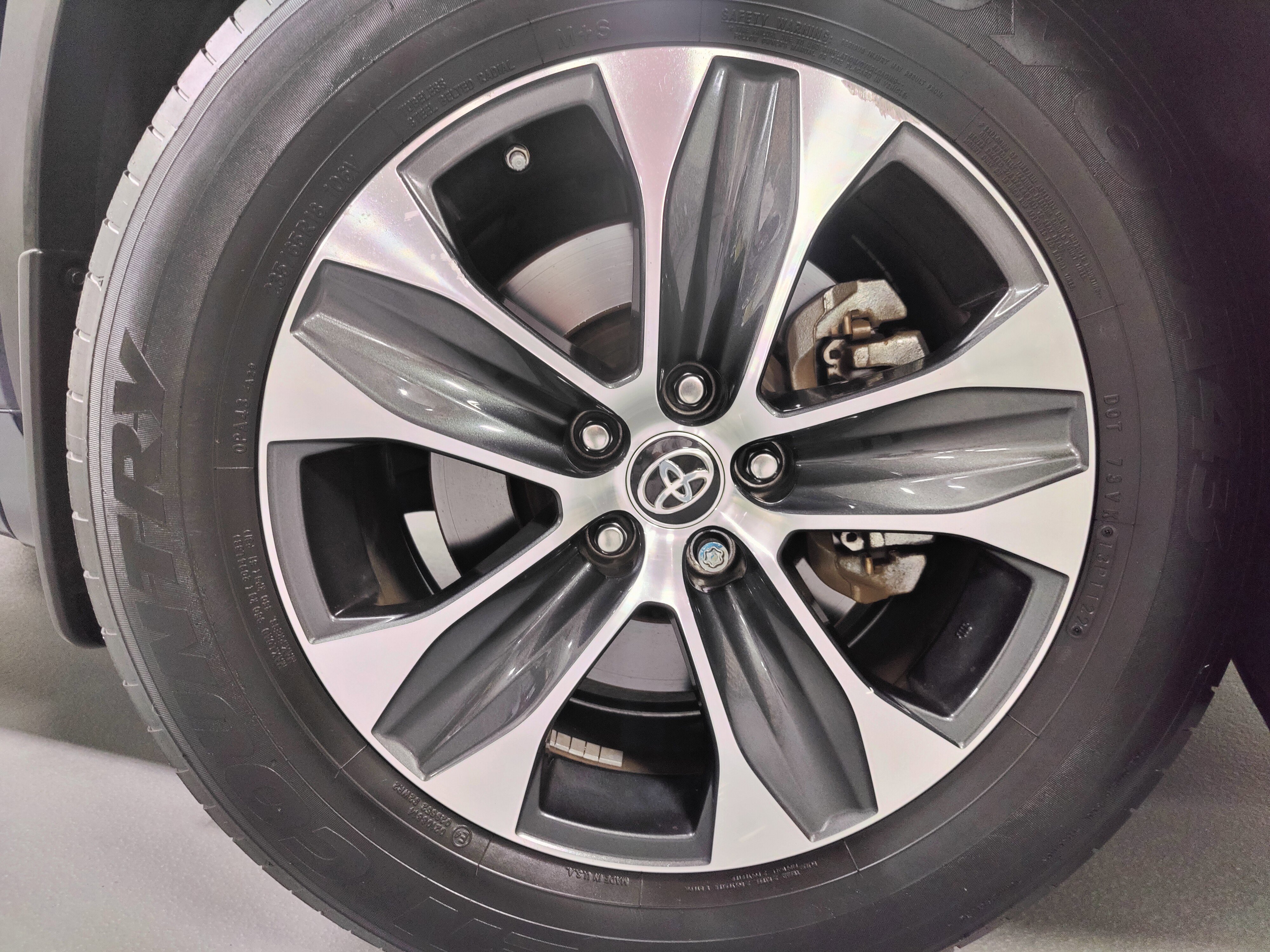 Used 2022 Toyota Highlander XLE image 29