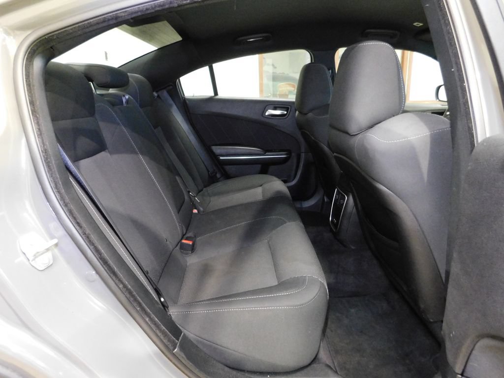 Used 2018 Dodge Charger R/T Scat Pack RWD image 68