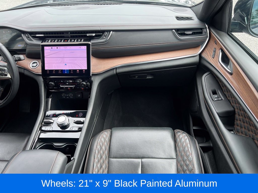 Used 2025 Jeep Grand Cherokee Summit w/ Obsidian Package AWD/4WD image 20
