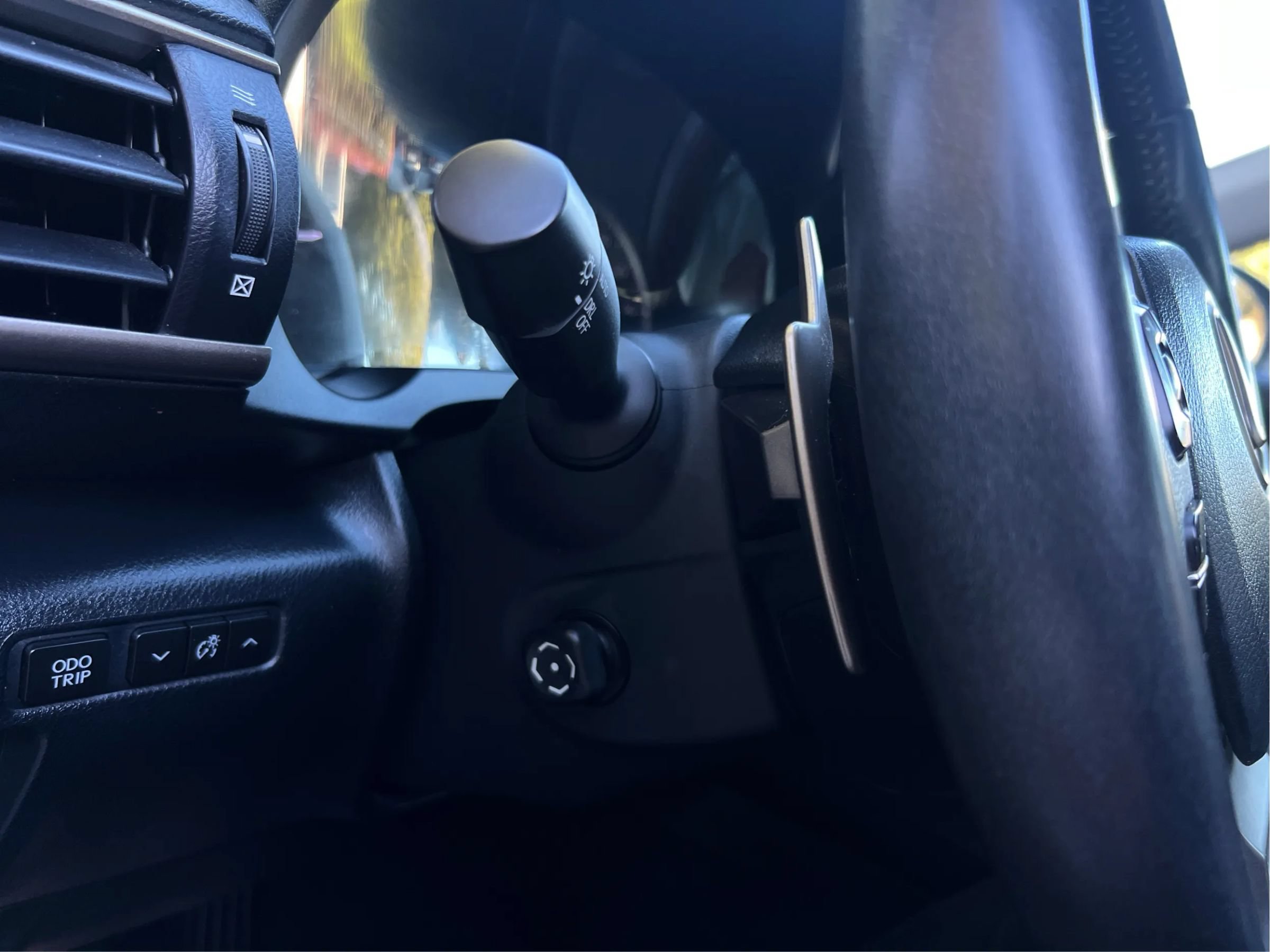 Used 2019 Lexus IS 300 w/ Premium Package RWD image 38