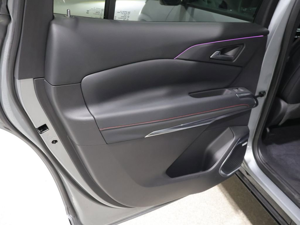 Used 2024 Chevrolet Traverse RS w/ LPO, Floor Liner Package image 20