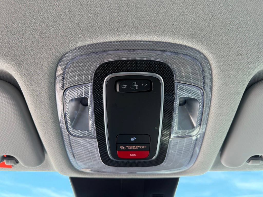 Used 2025 Hyundai Kona SEL AWD/4WD image 29