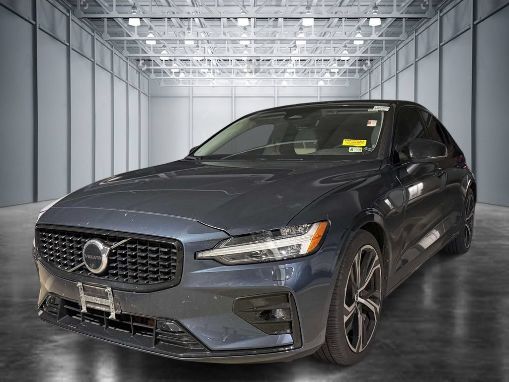 Used 2023 Volvo S60 B5 Plus AWD/4WD image 1