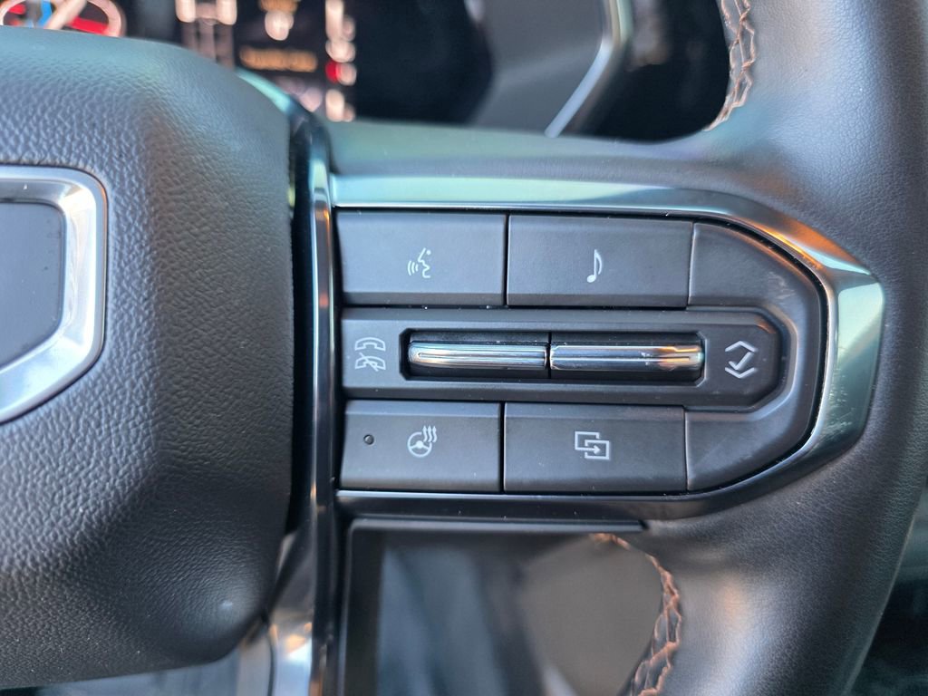 Used 2023 GMC Canyon AT4 w/ AT4 Premium Package image 24