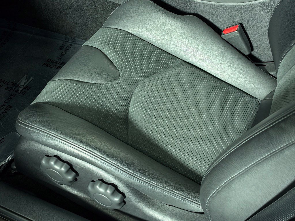 Used 2024 Nissan Z Performance w/ Floor Mat Package RWD image 28