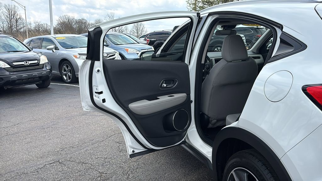 Used 2021 Honda HR-V EX image 28