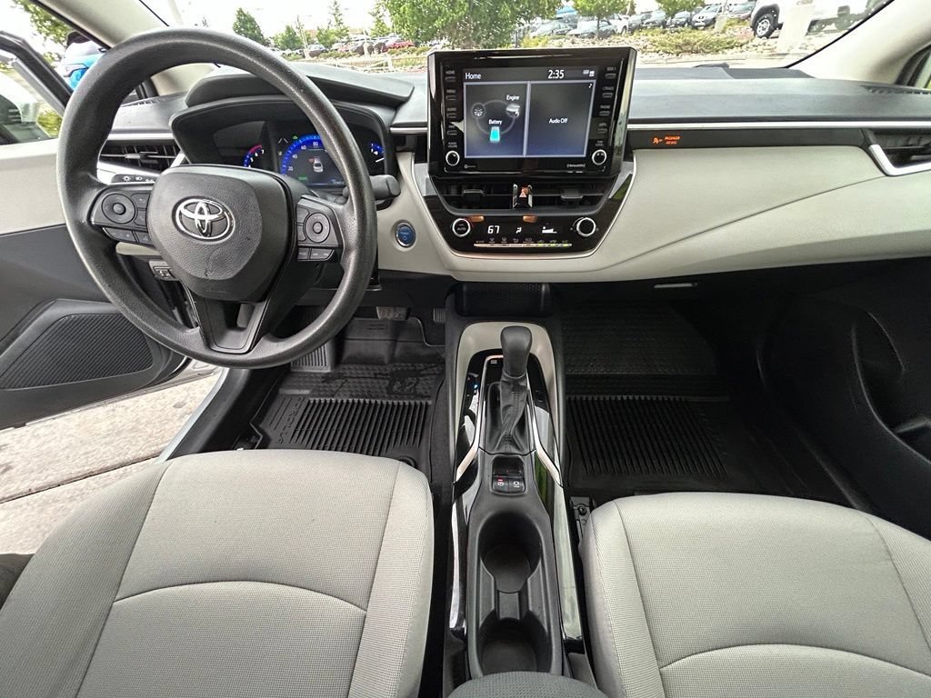 Used 2022 Toyota Corolla LE FWD image 17