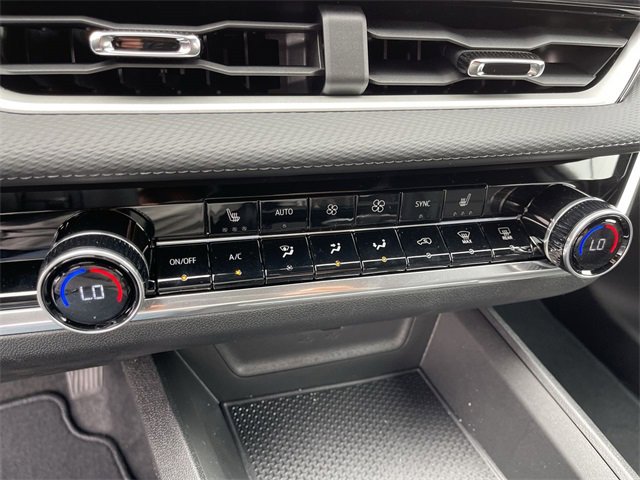 New 2026 Chevrolet Equinox LT w/ Convenience Package II image 19