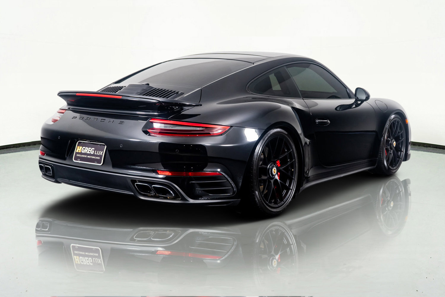 Used 2019 Porsche 911 Turbo w/ Light Design Package image 10