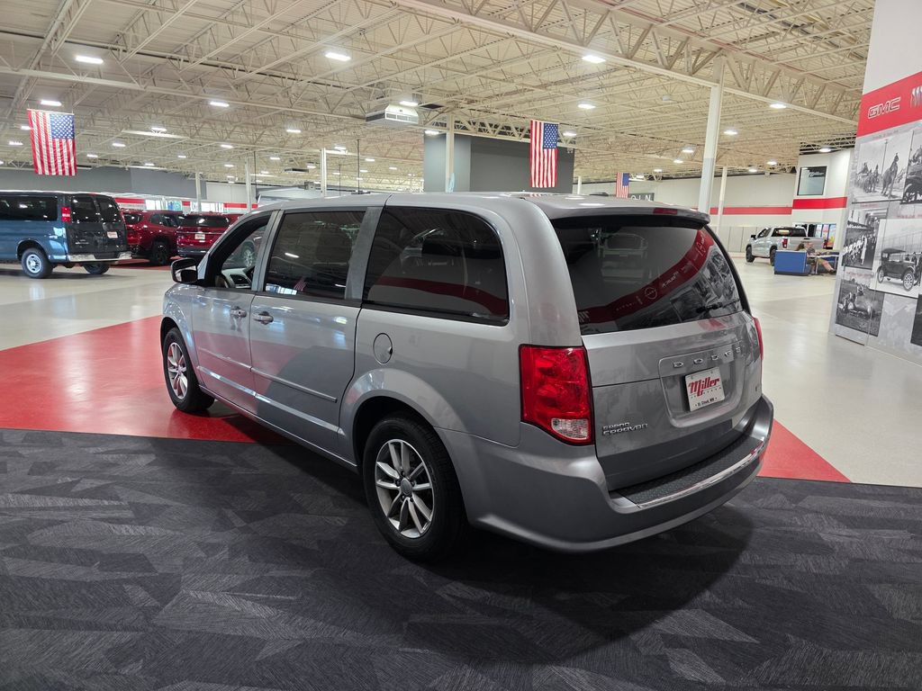 Used 2016 Dodge Grand Caravan SE FWD image 6