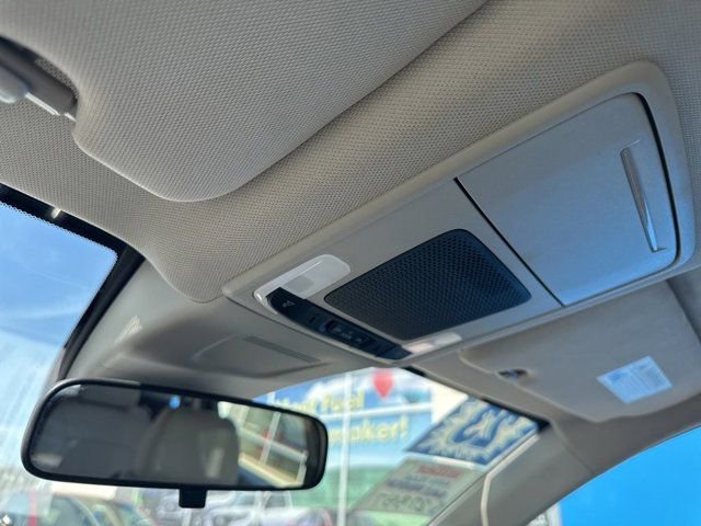 Used 2023 Honda CR-V LX image 12