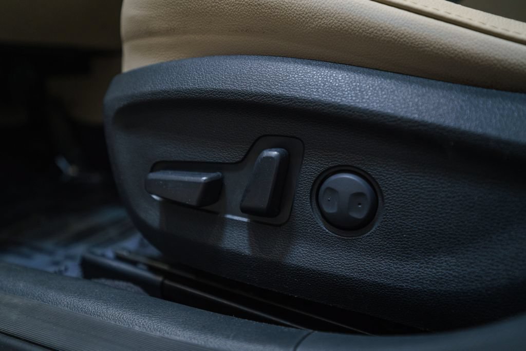 Used 2015 Hyundai Sonata Limited FWD image 22