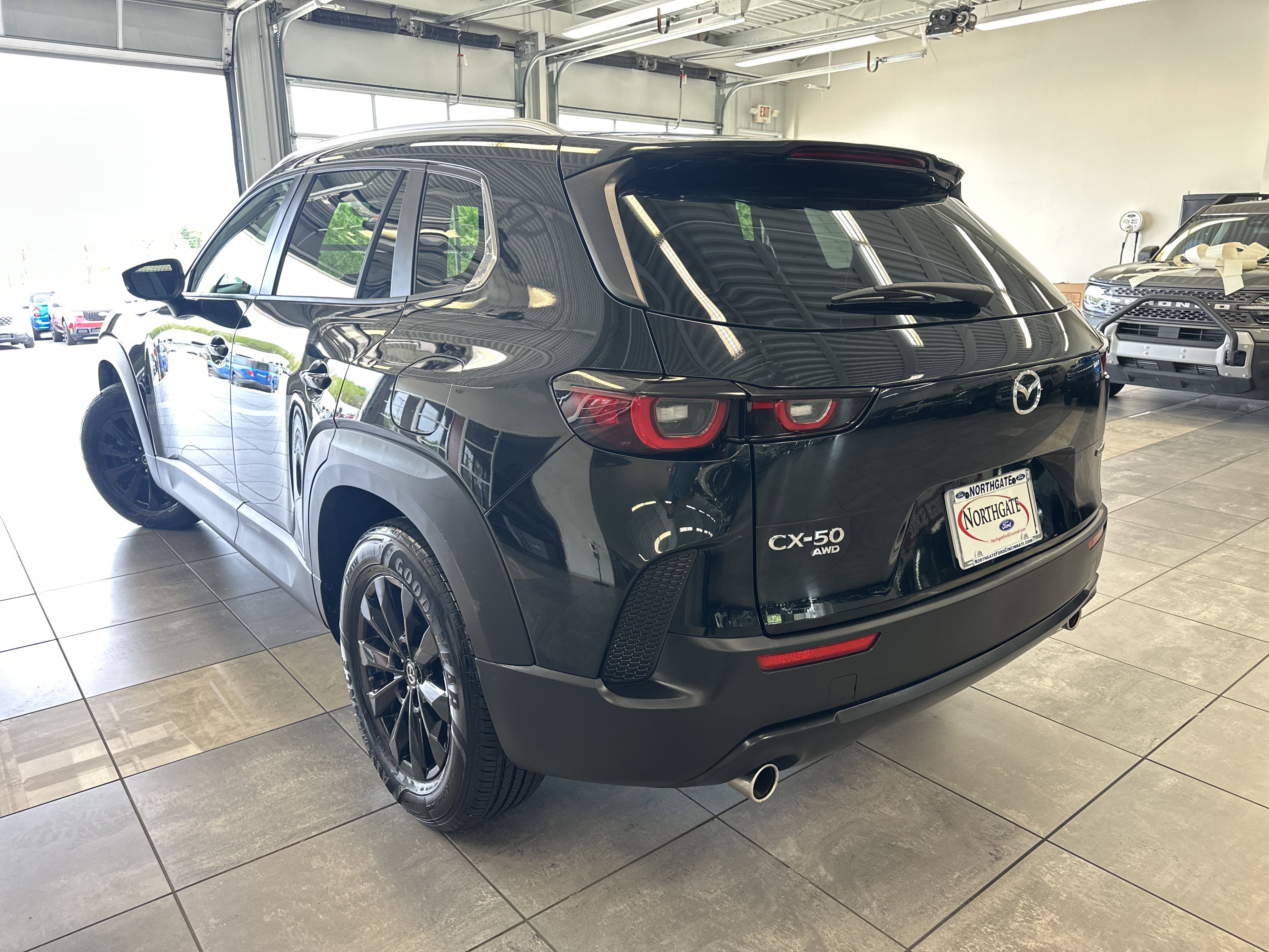 Used 2024 MAZDA CX-50 AWD 2.5 S w/ Preferred Package image 14