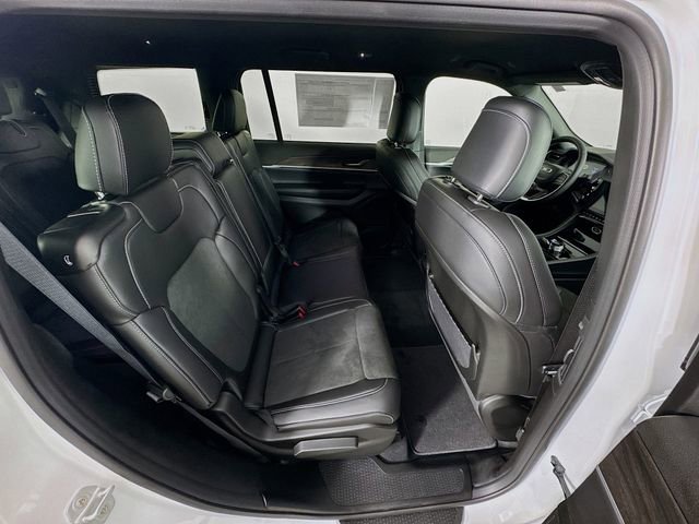 New 2026 Jeep Grand Cherokee L 4WD image 31