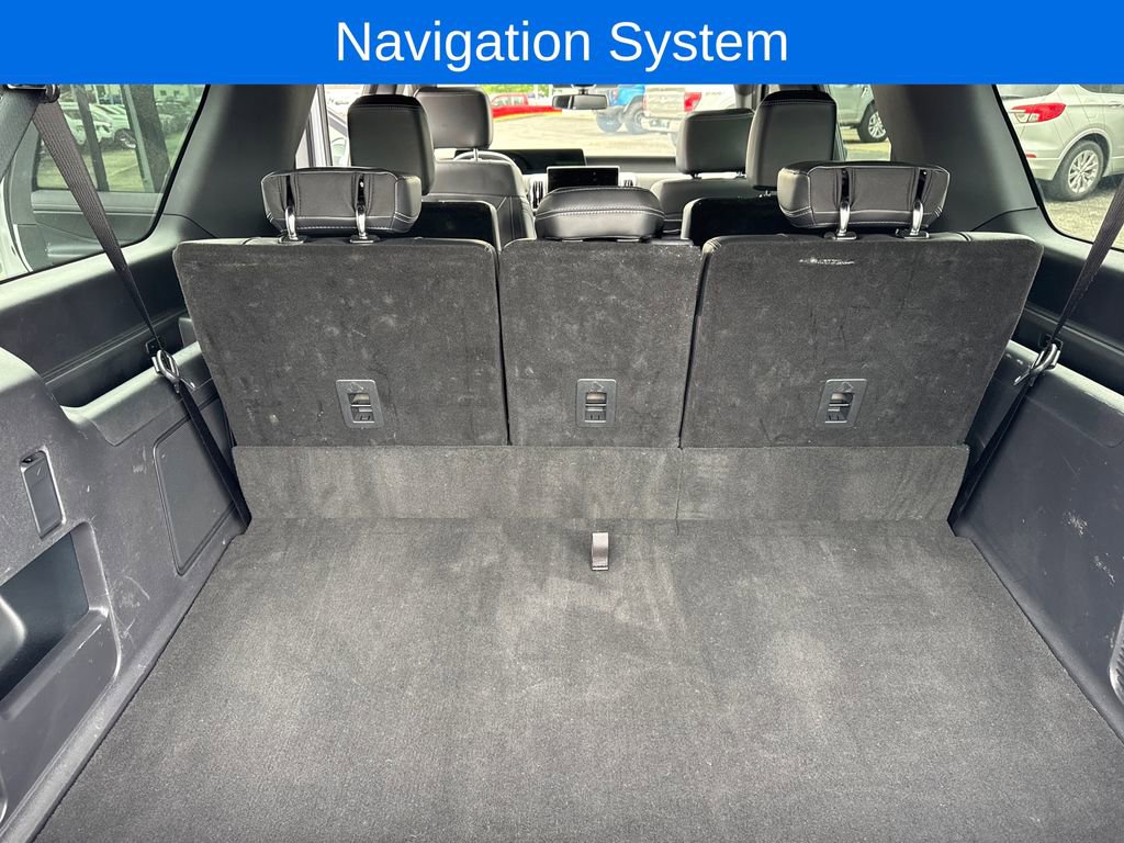 Used 2025 Ford Expedition Max Platinum w/ Stealth Appearance Package AWD/4WD image 13