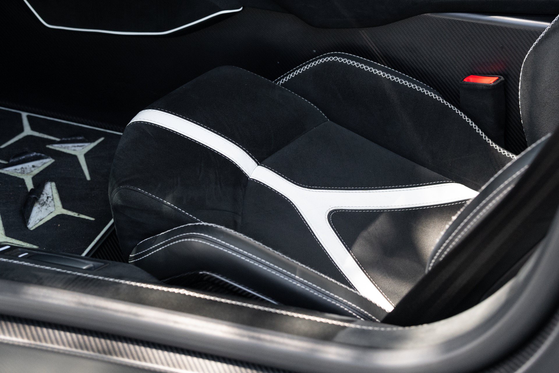 Used 2020 Lamborghini Aventador SVJ AWD/4WD image 61