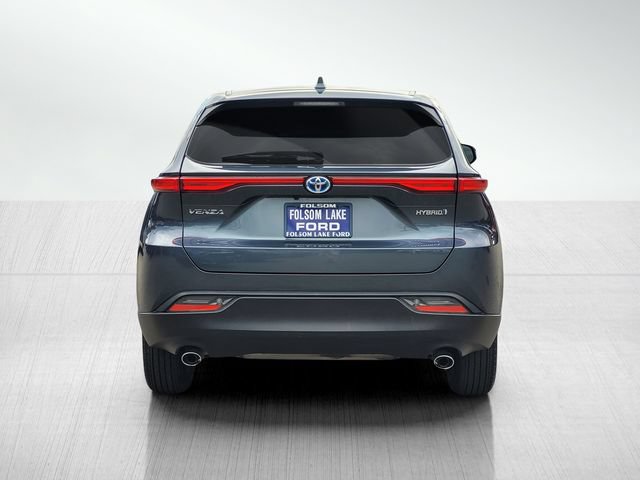 Used 2022 Toyota Venza LE AWD/4WD image 5