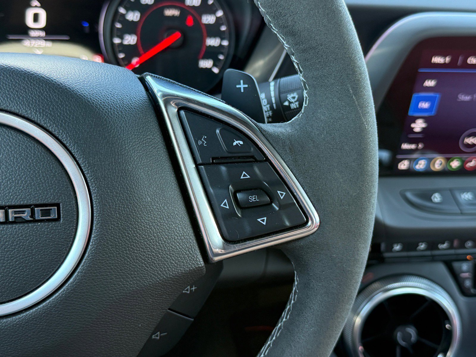 Used 2024 Chevrolet Camaro LT RWD image 16