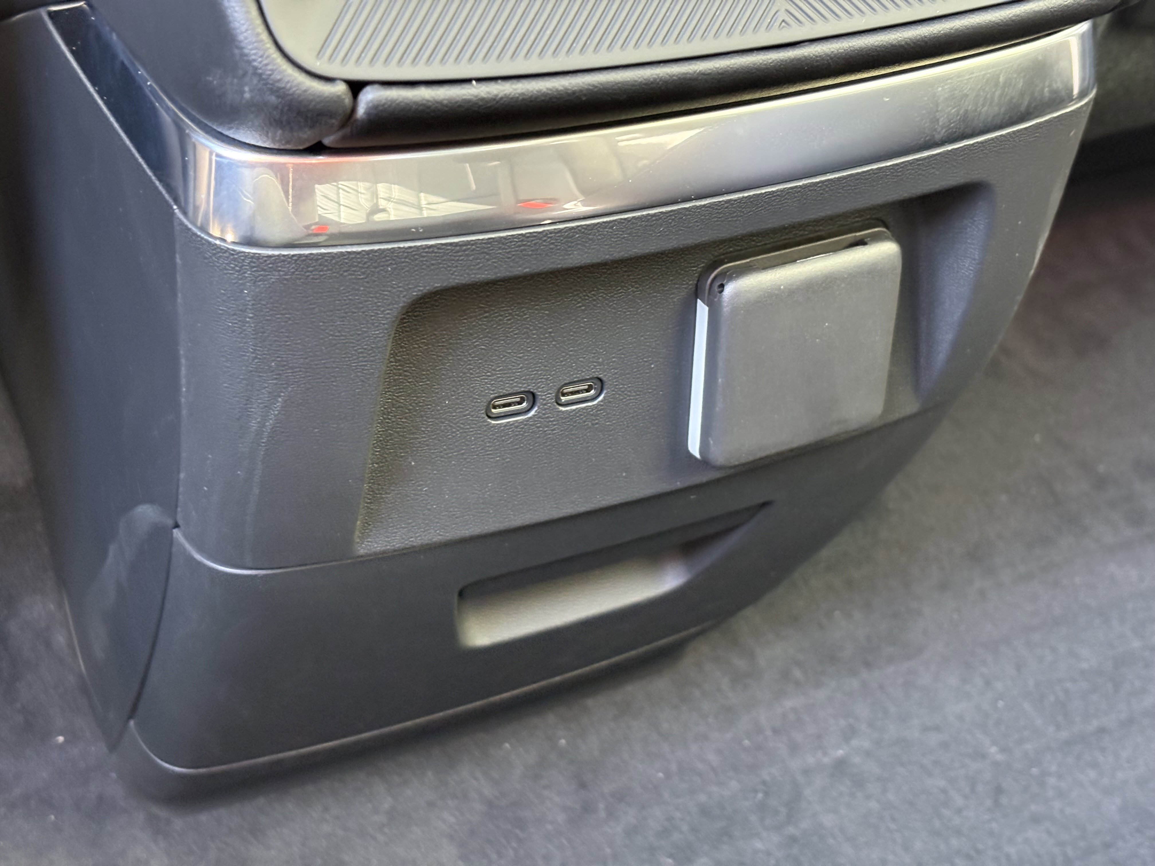 New 2026 Cadillac Vistiq Luxury w/ LPO, Floor Liner Package image 16