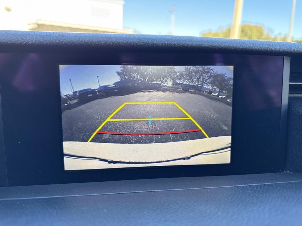 Used 2017 Lexus IS 200t image 24