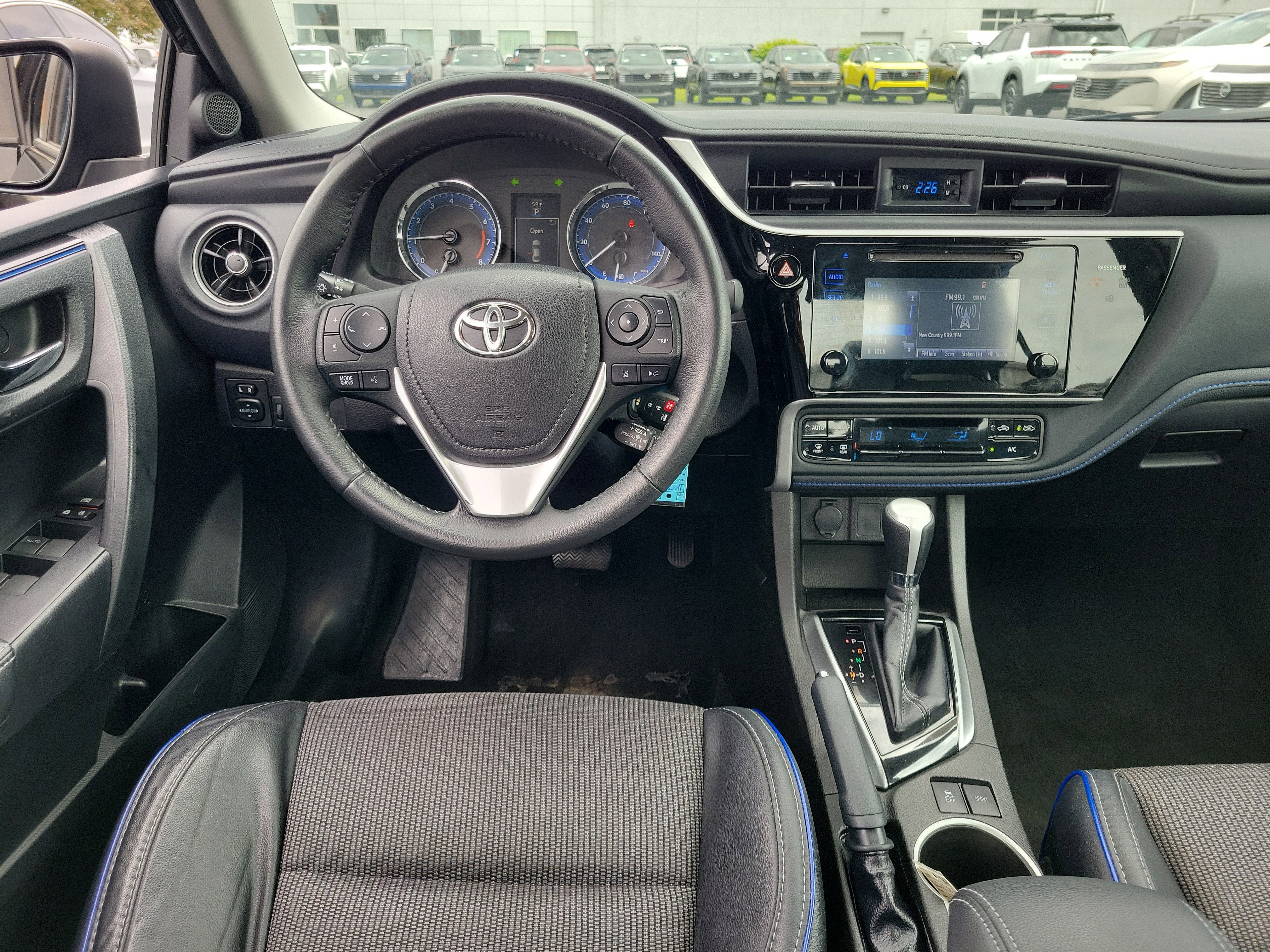 Used 2017 Toyota Corolla SE FWD image 10