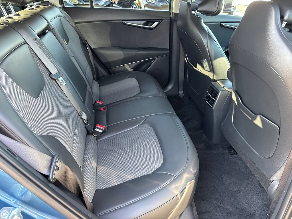 Used 2023 Kia Niro Wind FWD image 18