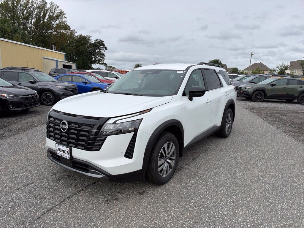New 2026 Nissan Pathfinder SL