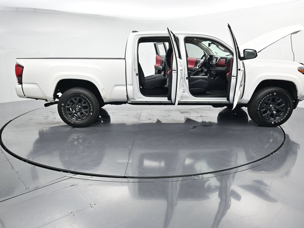 Used 2023 Toyota Tacoma SR5 w/ Technology Package AWD/4WD image 41