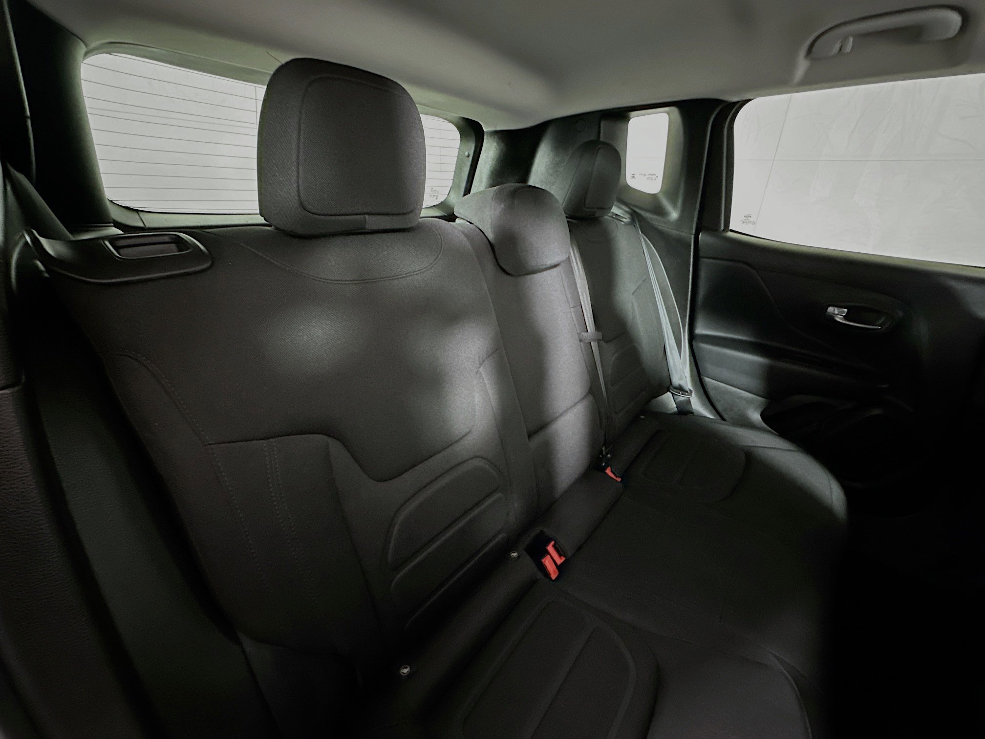 Used 2022 Jeep Renegade Latitude w/ Convenience Group image 25