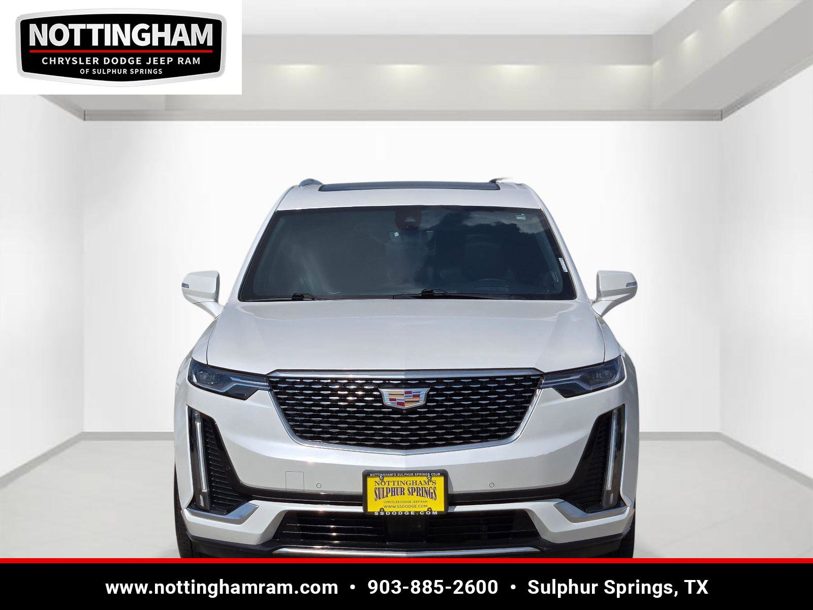 Used 2022 Cadillac XT6 Premium Luxury w/ Technology Package image 2