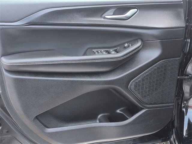 Certified 2024 Jeep Grand Cherokee L Laredo image 14