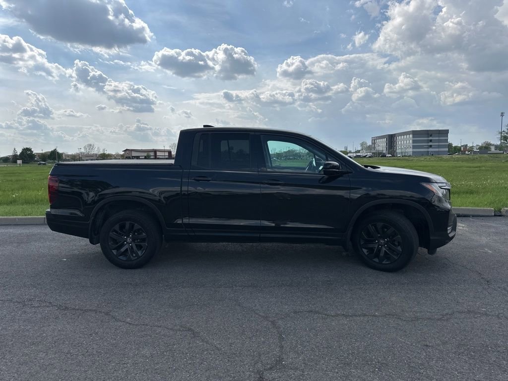 Used 2023 Honda Ridgeline Sport image 11