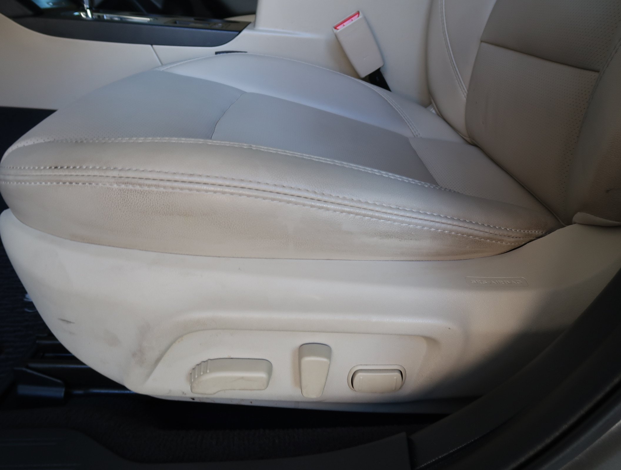 Used 2018 Subaru Outback 2.5i Limited AWD/4WD image 12