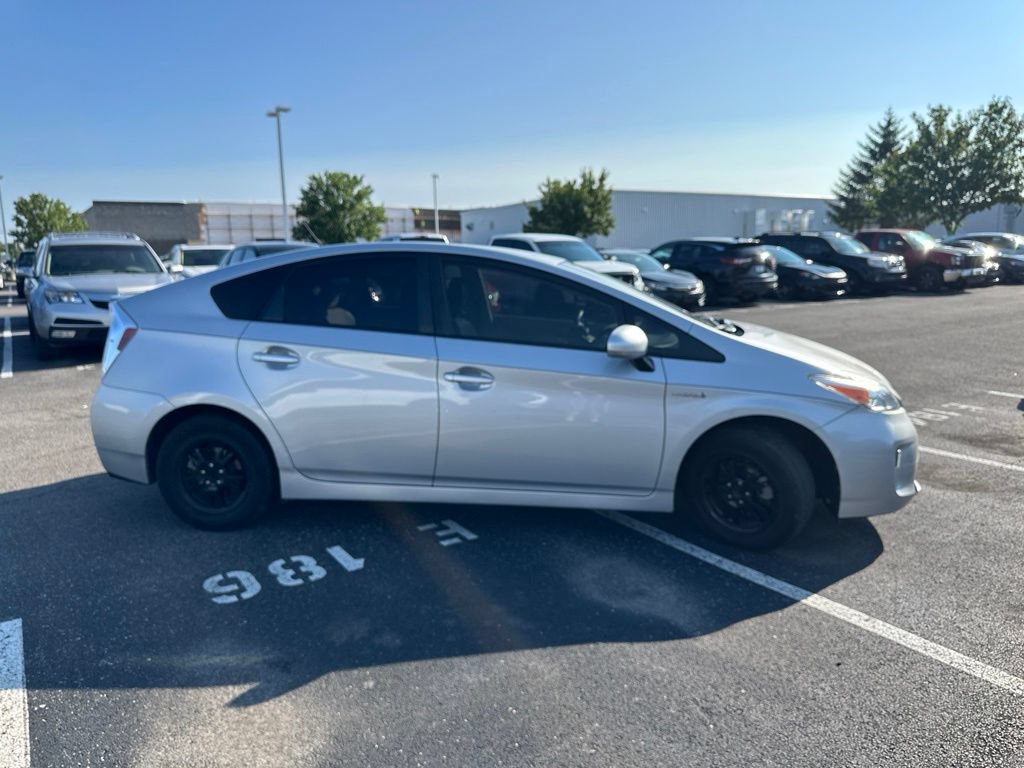 Used 2015 Toyota Prius Three FWD image 11
